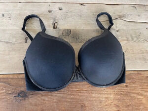 Victoria's Secret Black Shine 32DDD Body by Victoria Perfect Shape Push Up Bra